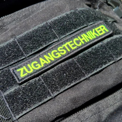 "Zugangstechniker" - Klettstreifen